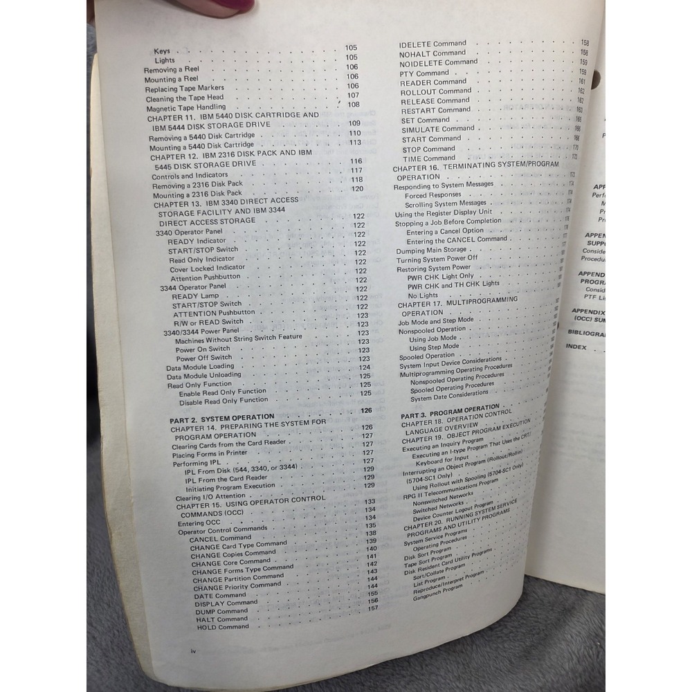 IBM System 3 Model 15 Operator's Guide 3rd Edition 1976 - Picture 8 of 9